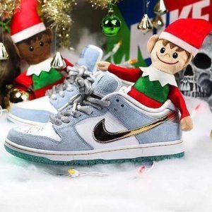 BP Toddler Sean Cliver x Nike SB Dunk Low Pro QS Holiday Special White Blue Gold